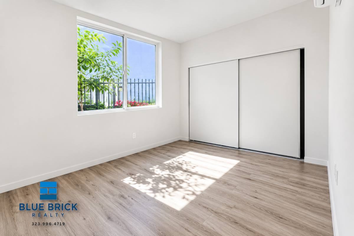 Apartment for rent at 10501 Wilmington Ave #108, Los Angeles, CA 90002