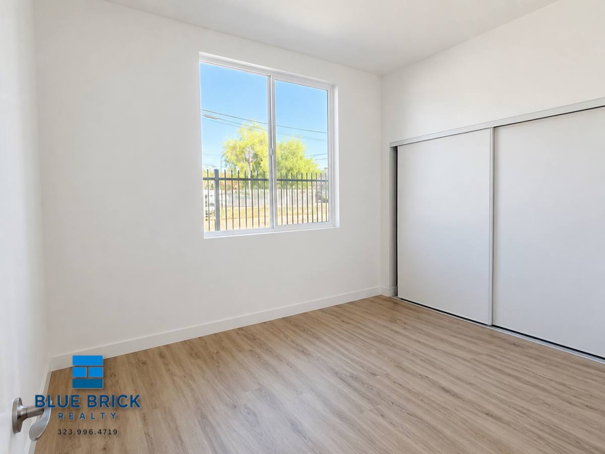 Apartment for rent at 10501 Wilmington Ave #108, Los Angeles, CA 90002