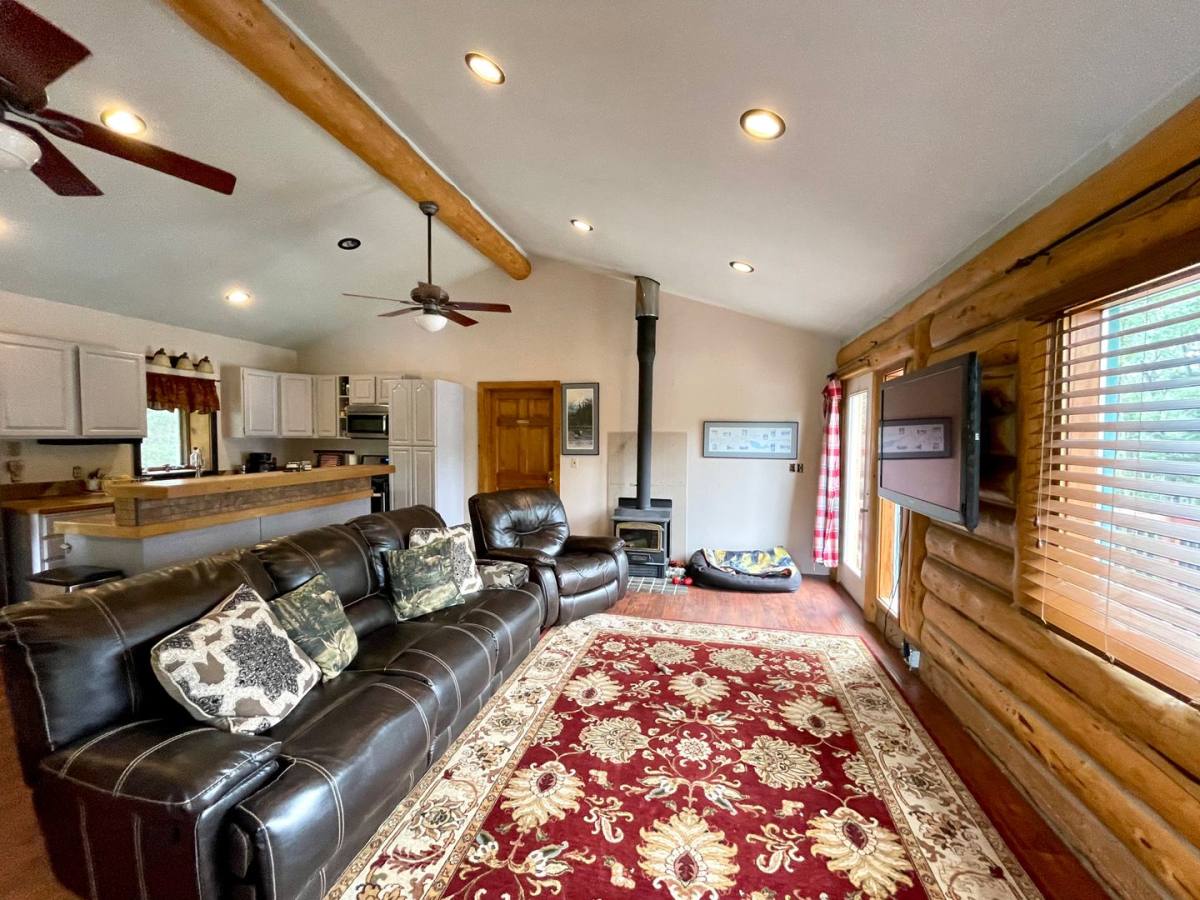 House for rent at 35065 E Glacier Ave, Sterling, AK 99672