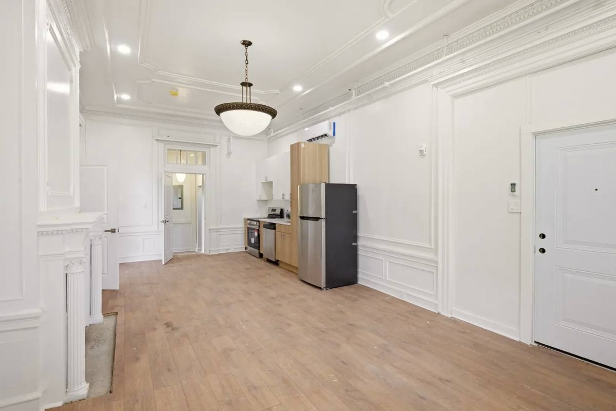 Apartment for rent at The Langhurst Mansion, 6012 Ridge Ave, Philadelphia, PA 19128