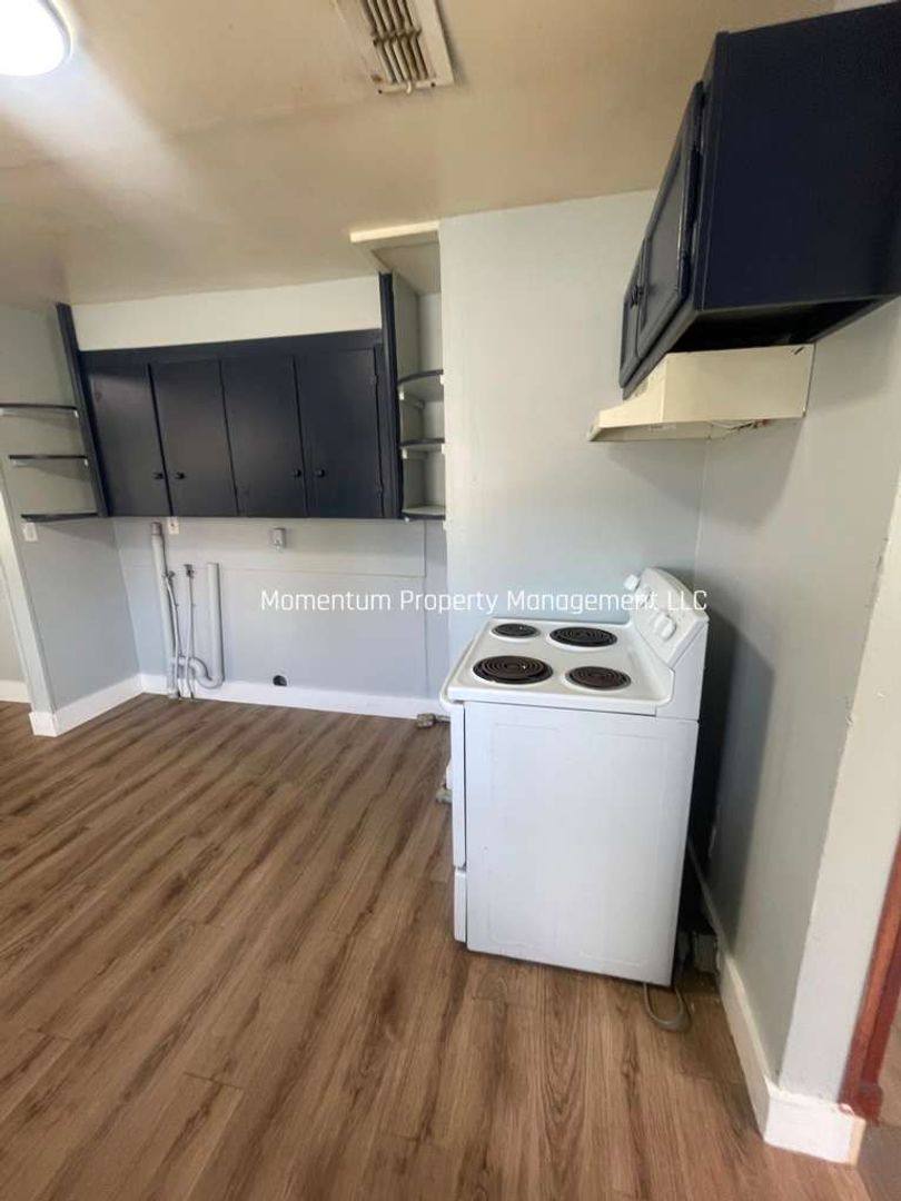 House for rent at 1145 N Stella Ave, Lakeland, FL 33805