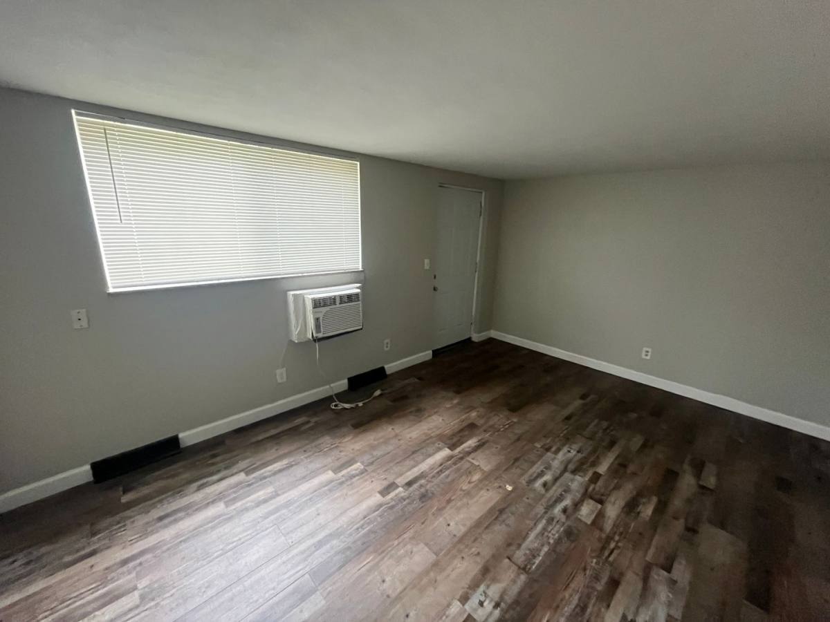 Apartment for rent at 2920 N Woodbine Terrace, Peoria, IL 61604