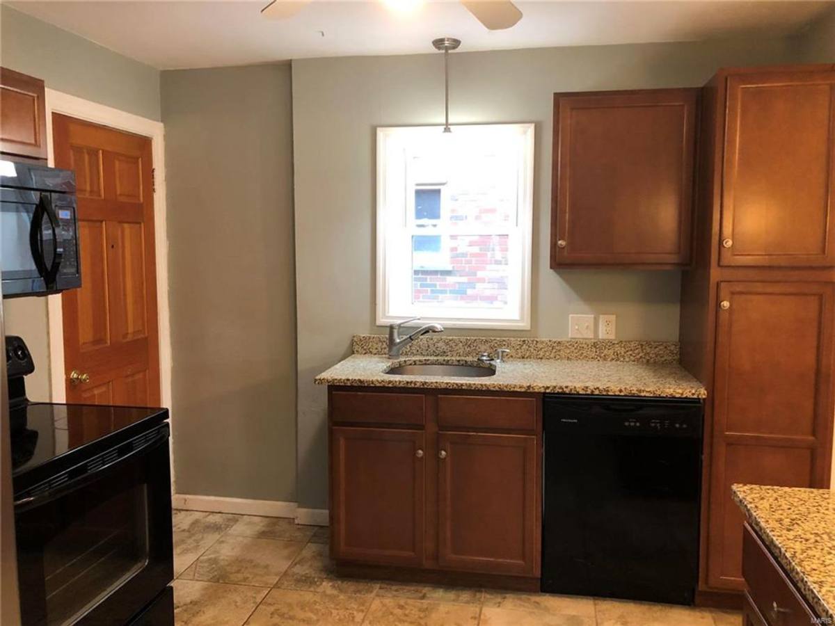 Apartment for rent at 7314 Dartmouth Ave, St. Louis, MO 63130