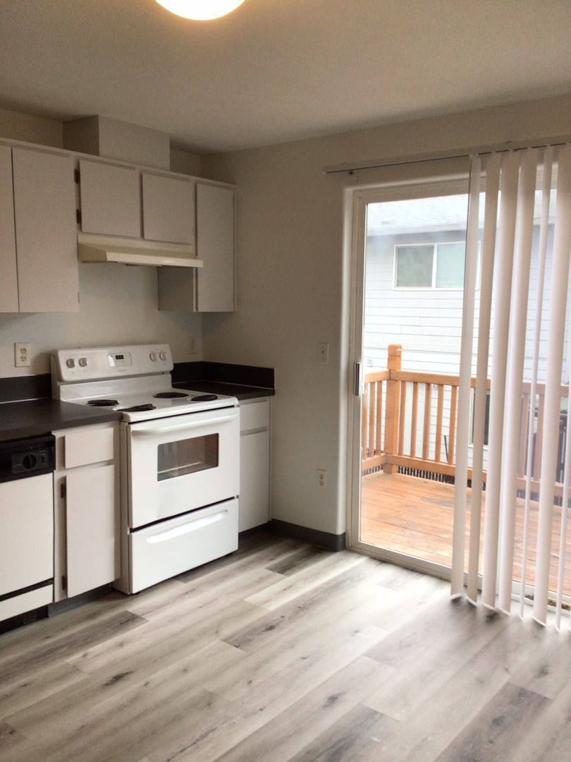 Townhouse for rent at 3108 H St #3, Washougal, WA 98671