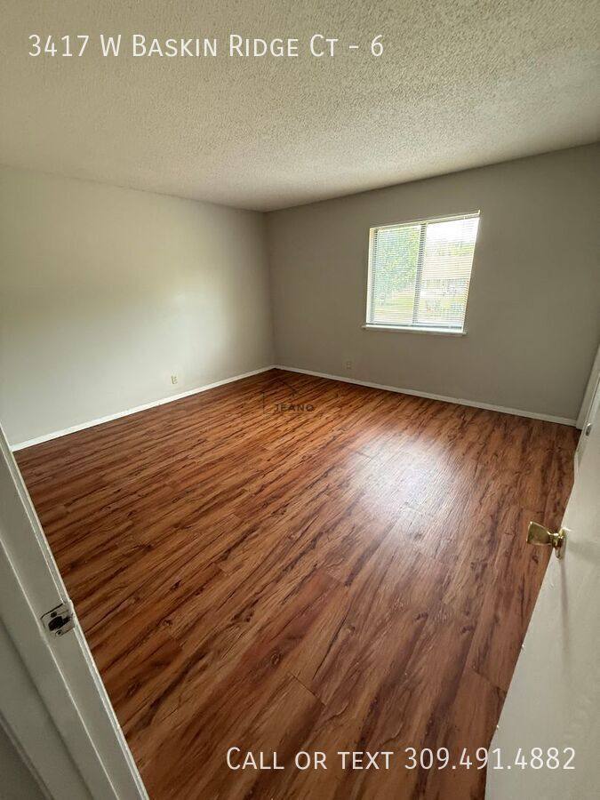 Apartment for rent at 3417 W Baskin Ridge Court #6, Peoria, IL 61604