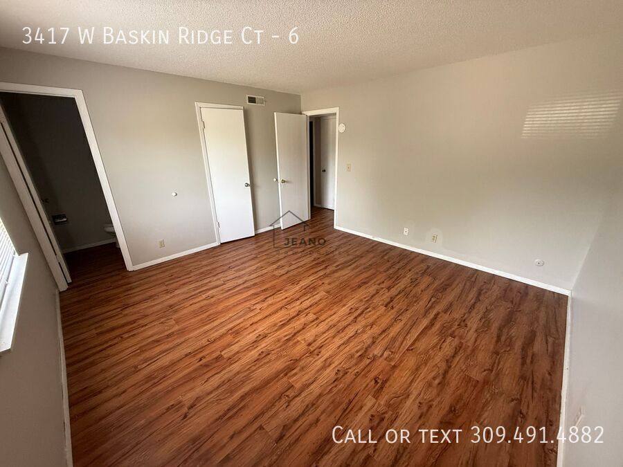 Apartment for rent at 3417 W Baskin Ridge Court #6, Peoria, IL 61604