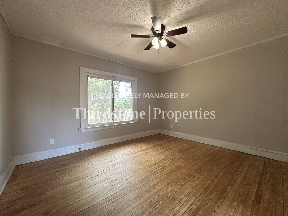 House for rent at 920 Alderside St, Jacksonville, FL 32208
