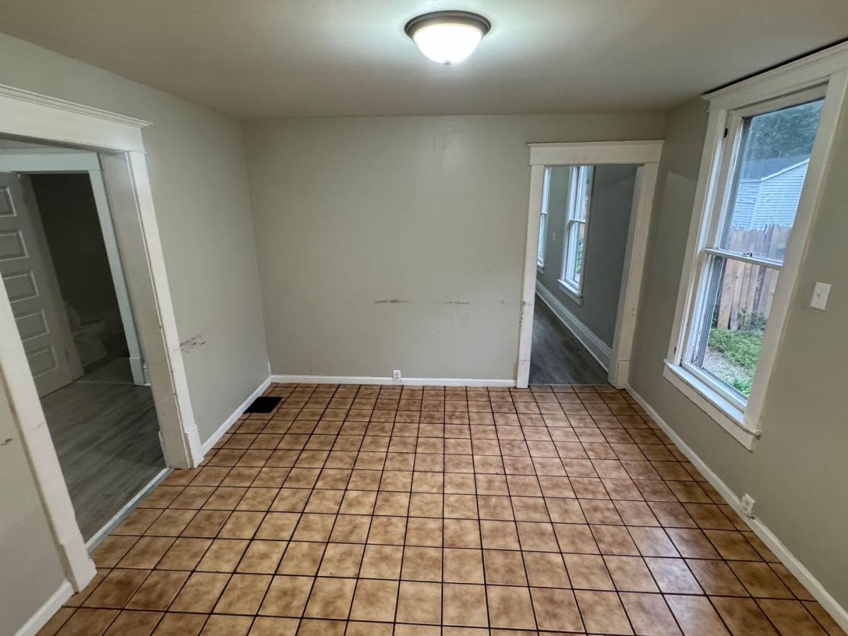 House for rent at 315 W Nebraska, Peoria, IL 61604