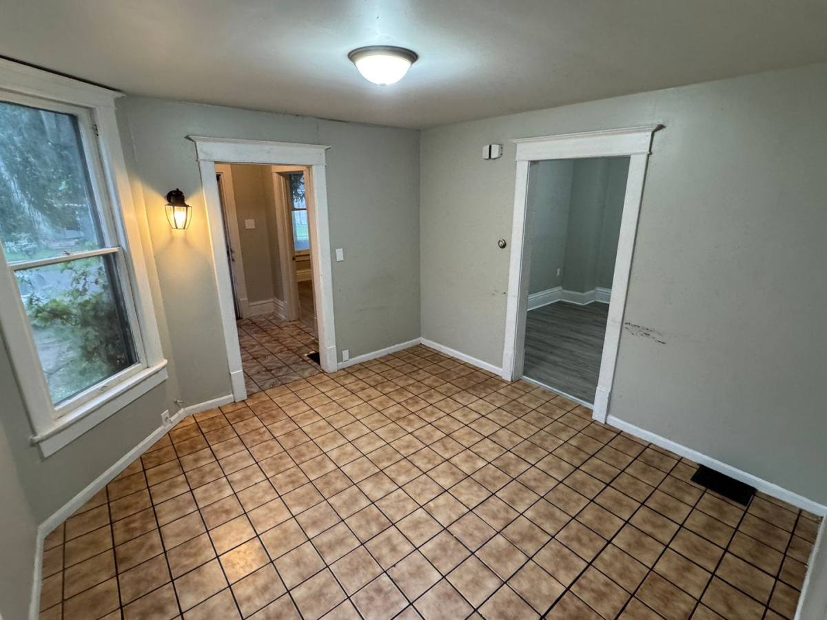 House for rent at 315 W Nebraska, Peoria, IL 61604