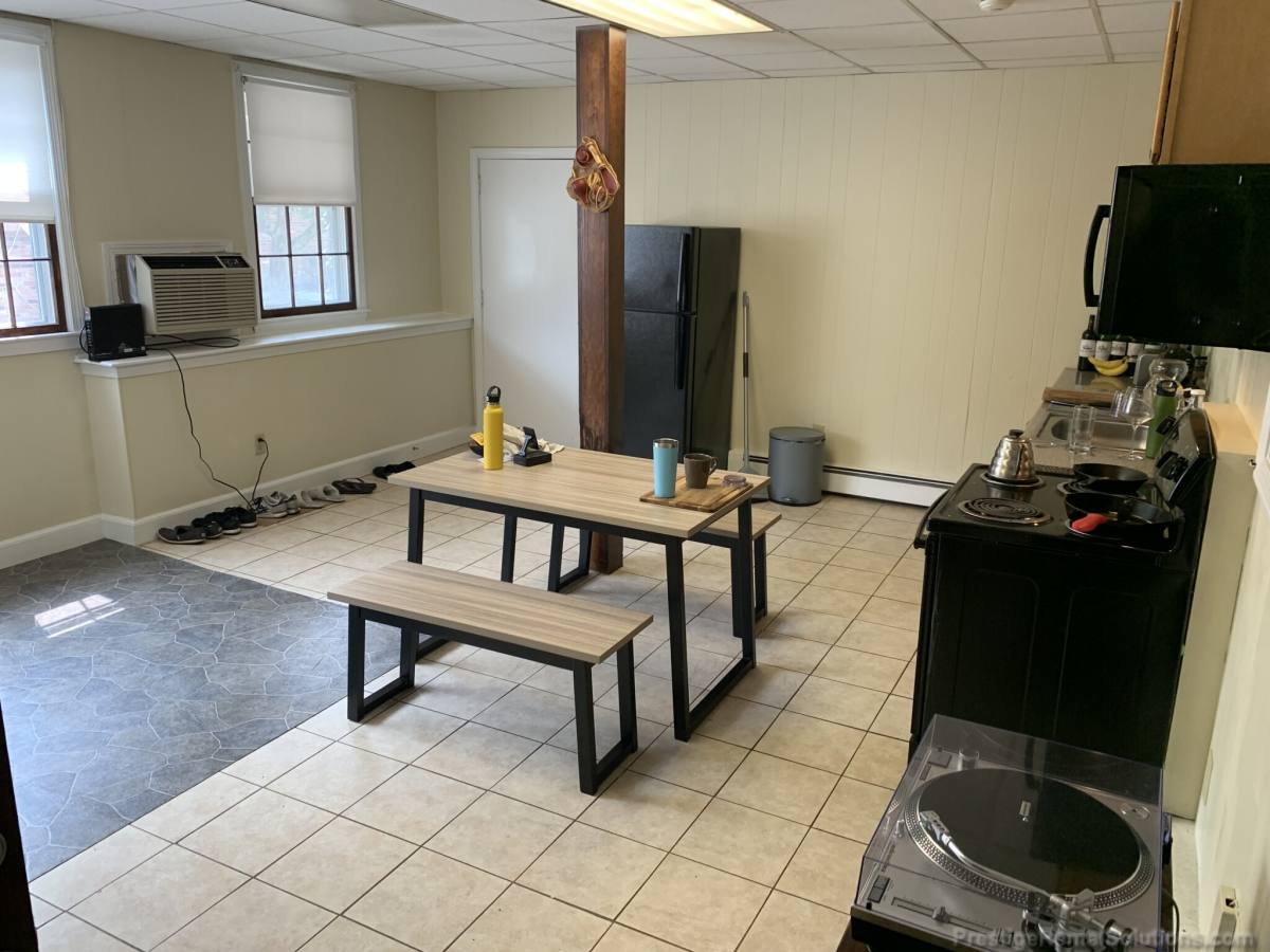 Apartment for rent at 63 Manchester St #22, Leominster, MA 01453