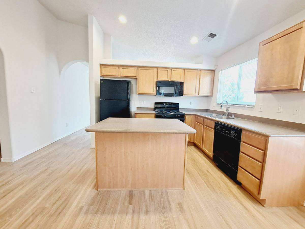House for rent at 2811 Desert Sage, Los Lunas, NM 87031