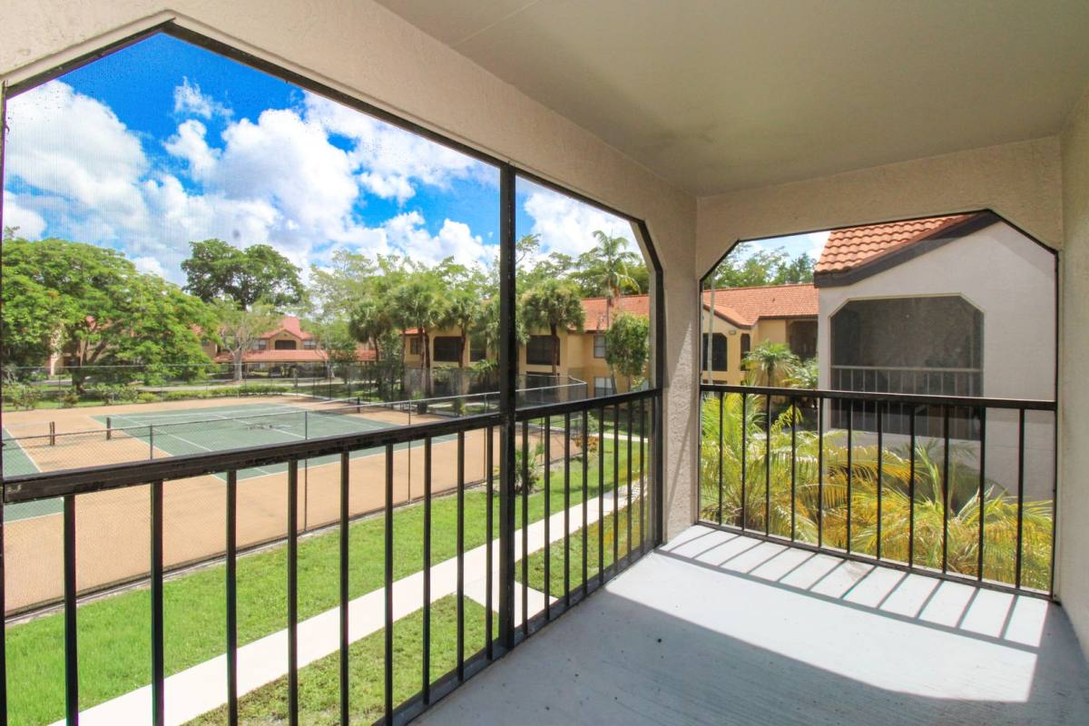 Condo for rent at 2214 Arbour Walk Circle, Naples, FL 34109