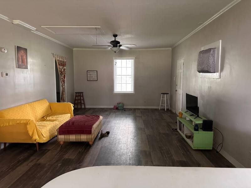 House for rent at 321 Henderson St, Oxford, NC 27565