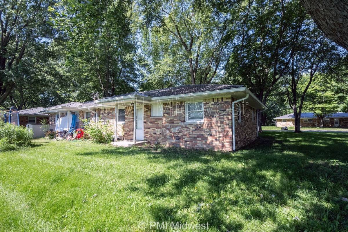 Apartment for rent at 570 US-52 #4B, Fountaintown, IN 46130