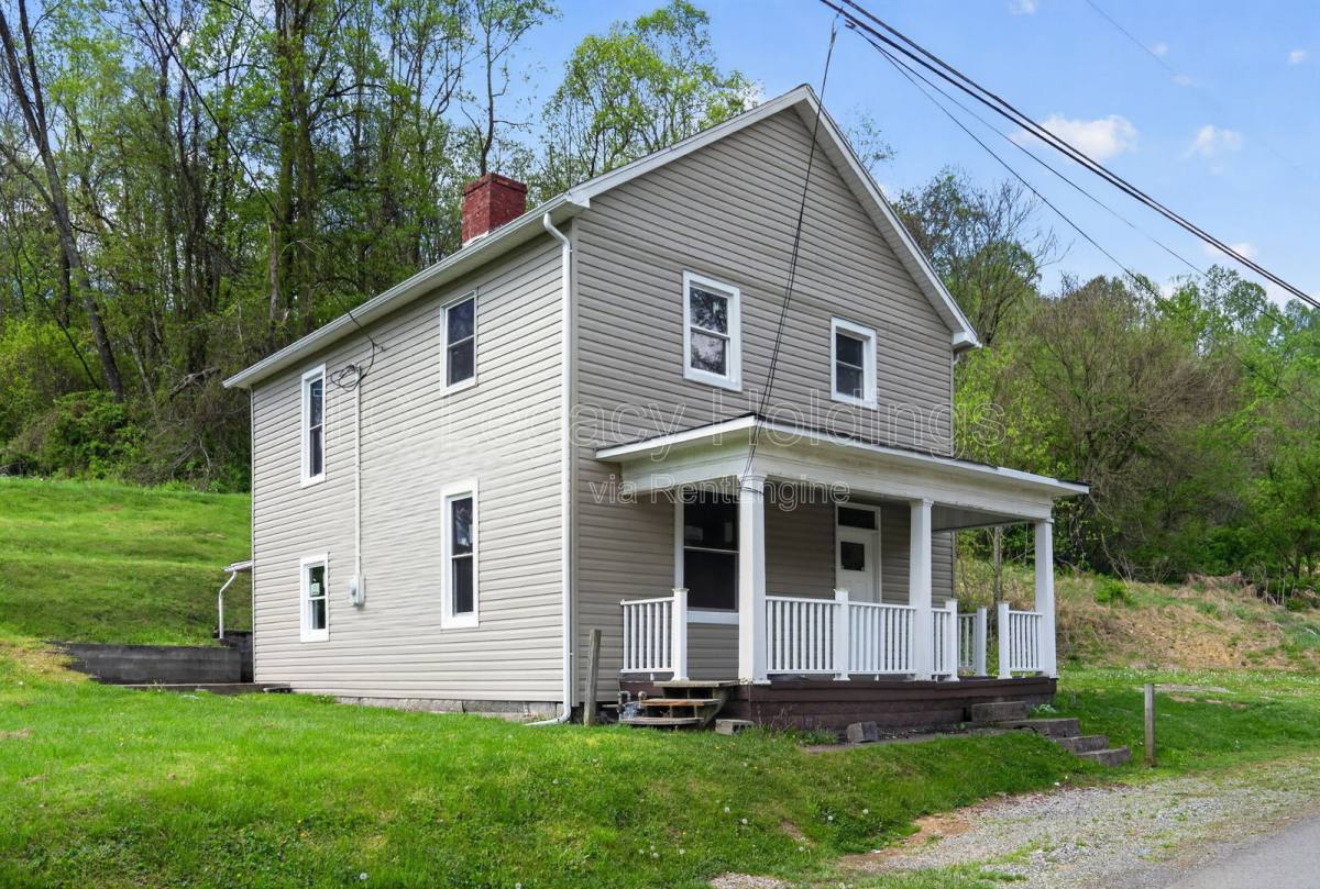 House for rent at 73 Beechwood Ave, Clarksburg, WV 26301