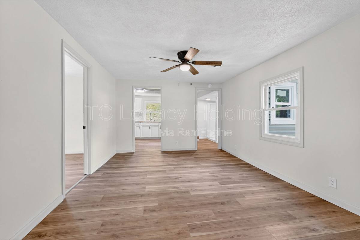 House for rent at 73 Beechwood Ave, Clarksburg, WV 26301