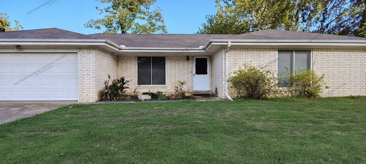 House for rent at 102 Beta Circle, Roland, OK 74954