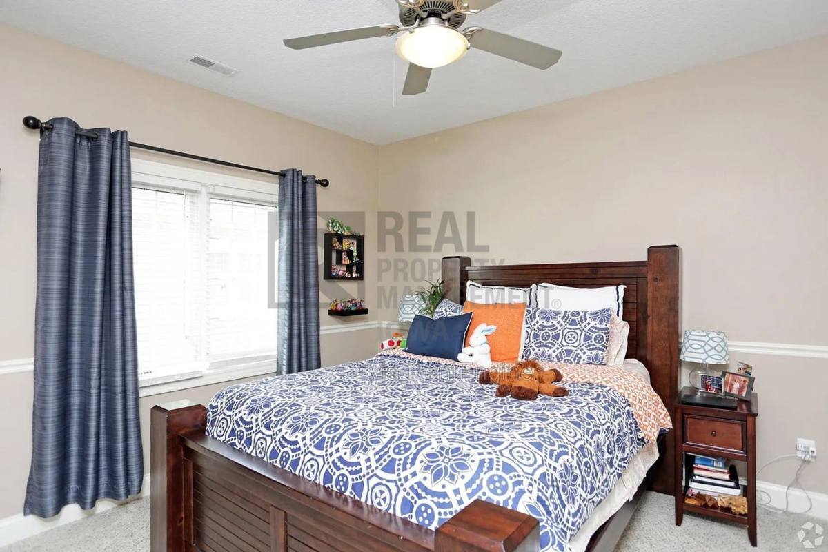 Condo for rent at 14105 Airline Ave #4, Urbandale, IA 50323
