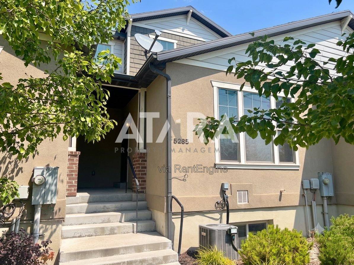 Townhouse for rent at 5285 W Hampstead Lane, West Valley City, UT 84120