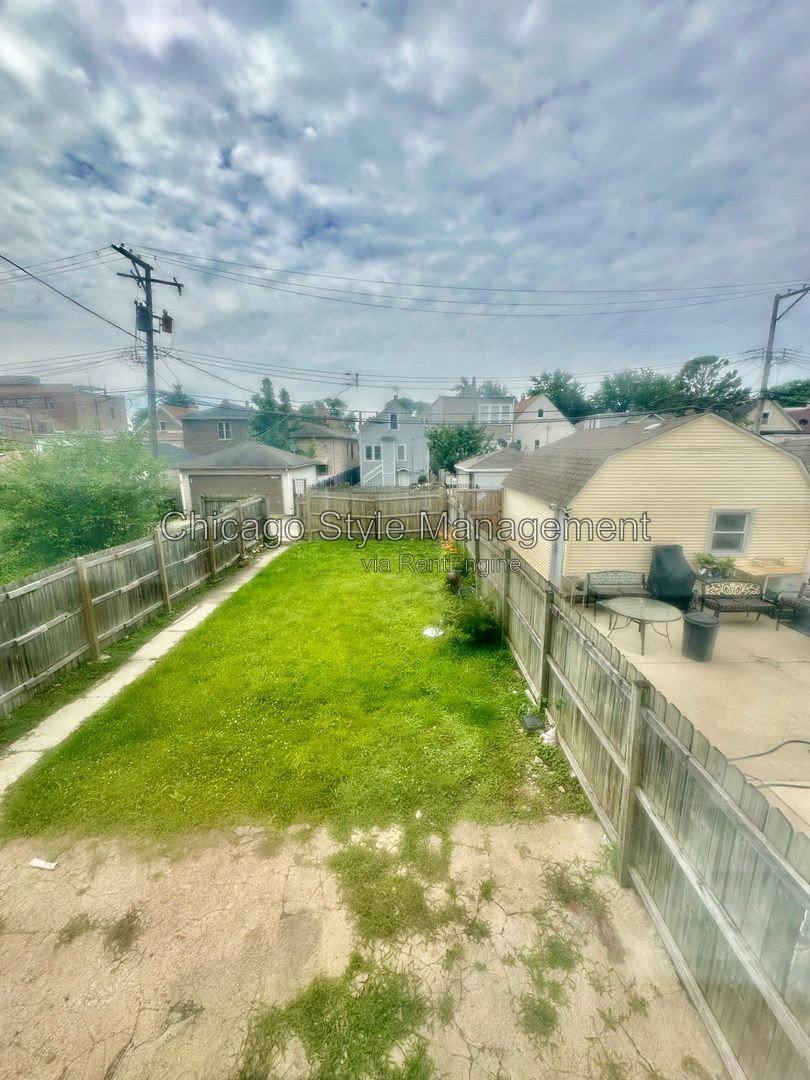 2835 W 38th Place #1, Chicago, IL 60632
