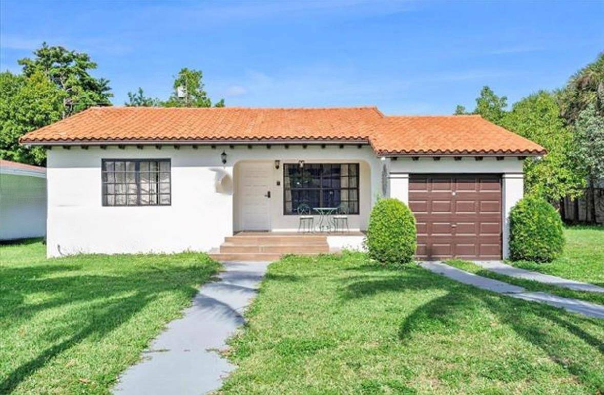 860 NW 17th Court, Miami, FL 33125 - House for Rent - Image 1