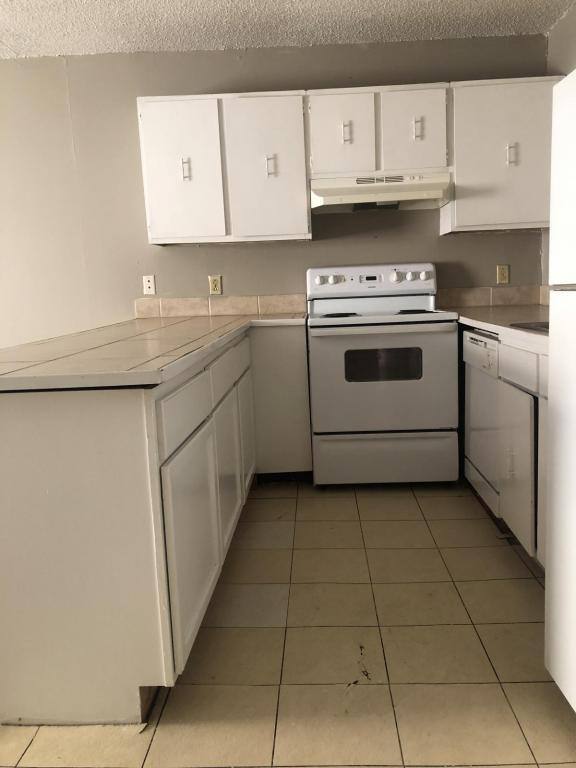 Apartment for rent at 1413 Jim Taylor #221, Baton Rouge, LA 70820