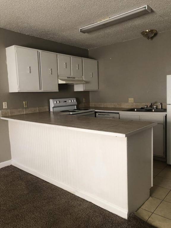 Apartment for rent at 1413 Jim Taylor #221, Baton Rouge, LA 70820