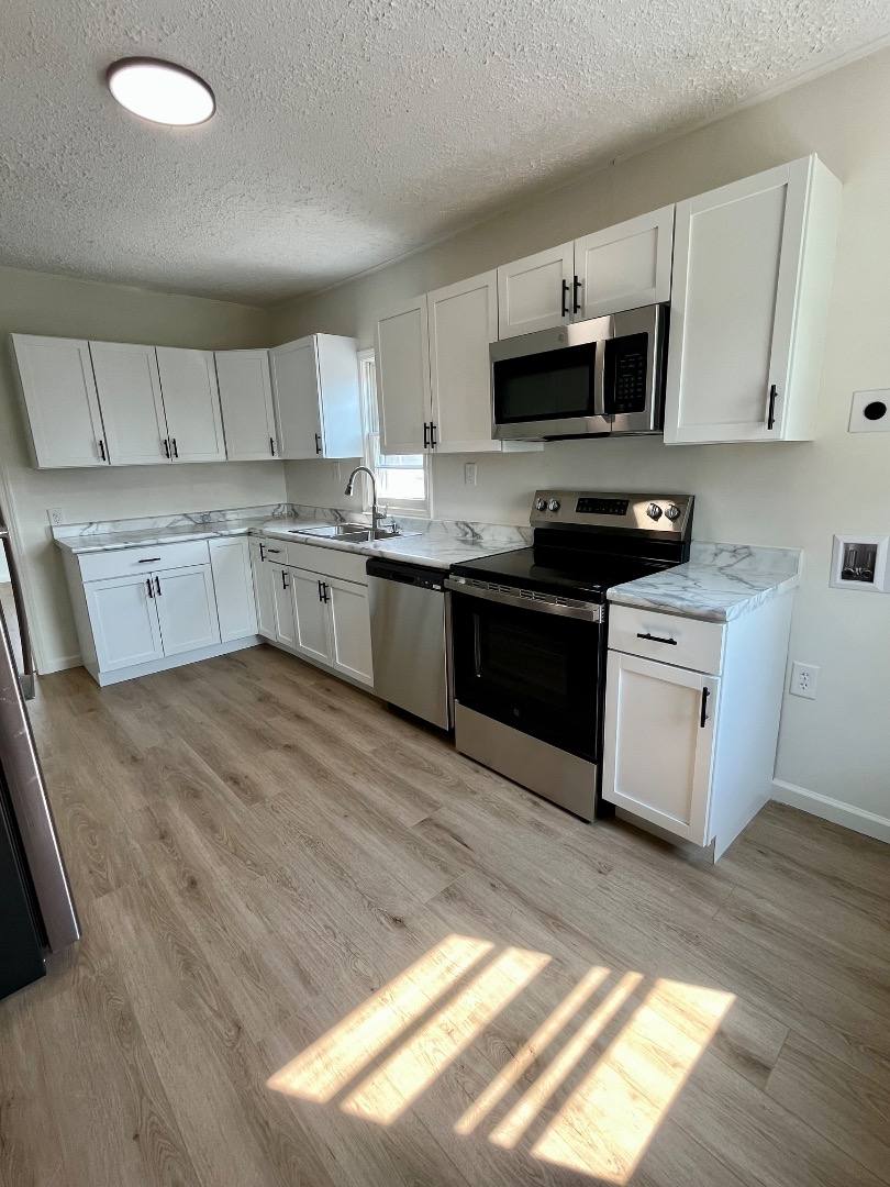 House for rent at 1922 S 10th St, Council Bluffs, IA 51501