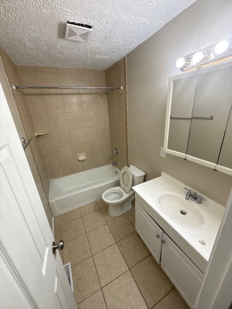 Apartment for rent at 19 Lakeshore Dr #10, Martinsville, IN 46151