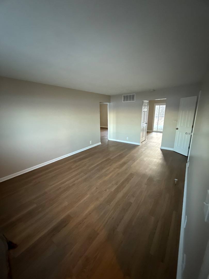 Apartment for rent at 19 Lakeshore Dr #10, Martinsville, IN 46151
