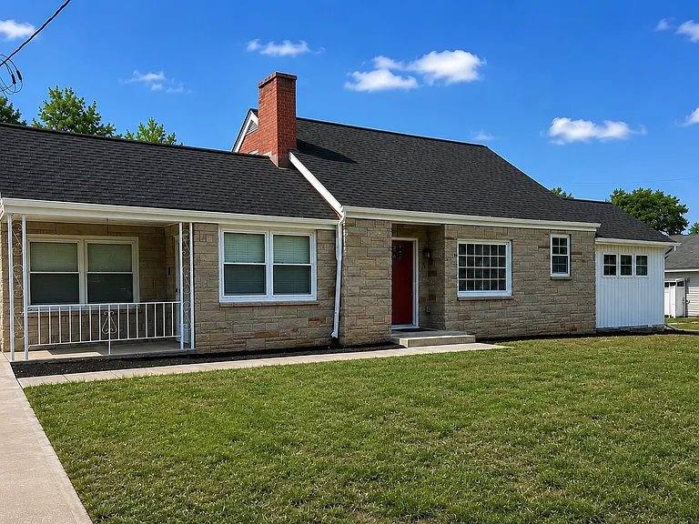 Townhouse for rent at 434 E Ave #A, State Line, PA 17263
