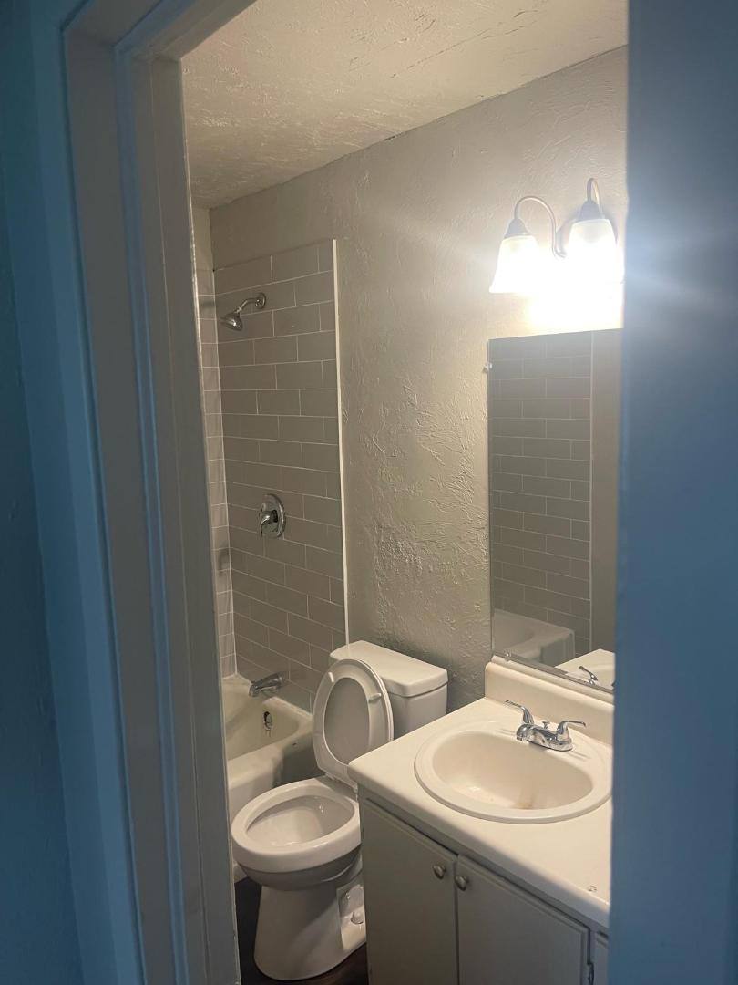 House for rent at 4432 SE 39th St, Oklahoma City, OK 73115