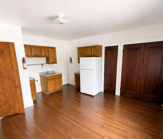 Apartment for rent at 1391 W Sylvania Ave #1, Toledo, OH 43612
