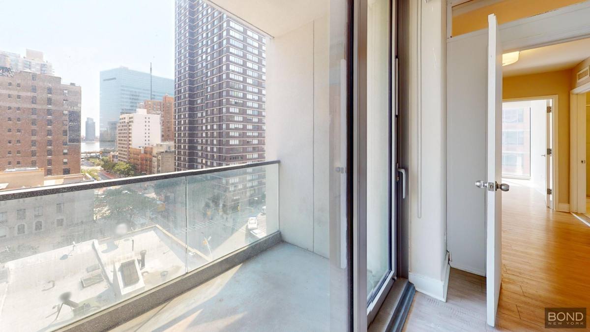 Apartment for rent at 237 E 34th St #801, New York, NY 10016