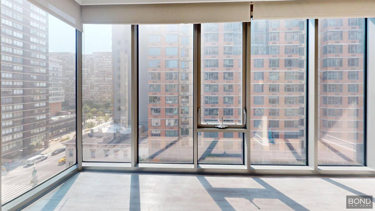 Apartment for rent at 237 E 34th St #801, New York, NY 10016