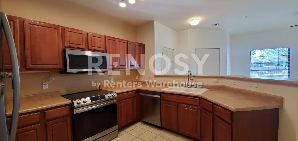Apartment for rent at 1702 E Bell Rd #105, Phoenix, AZ 85022