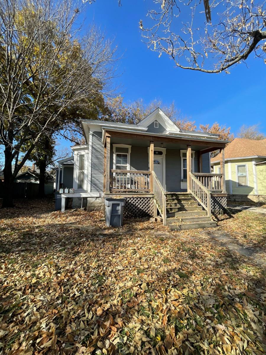 Apartment for rent at 909 Merchant St, Emporia, KS 66801
