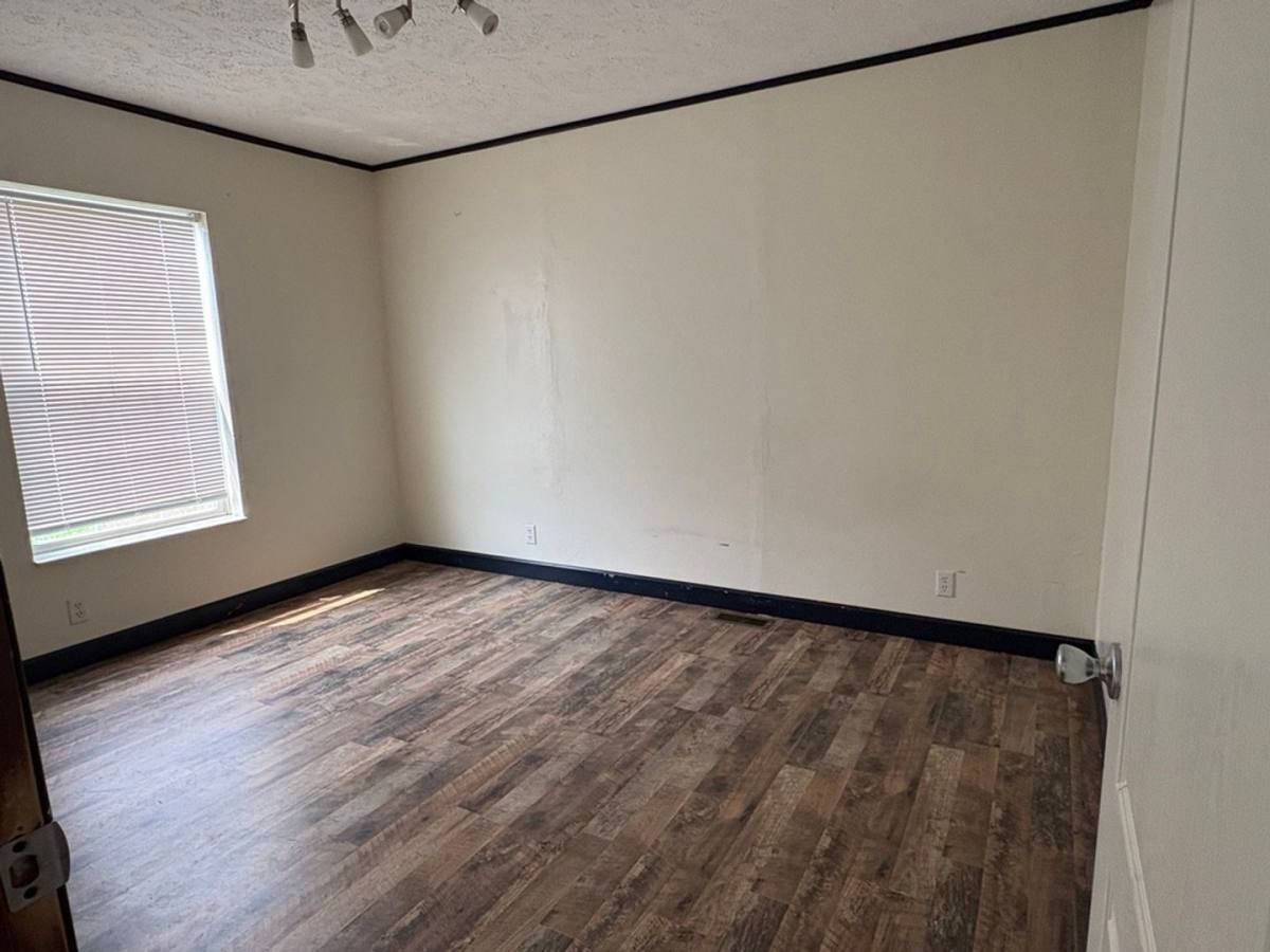 House for rent at 44 Scarce Fat Rd, Mineral Wells, WV 26150
