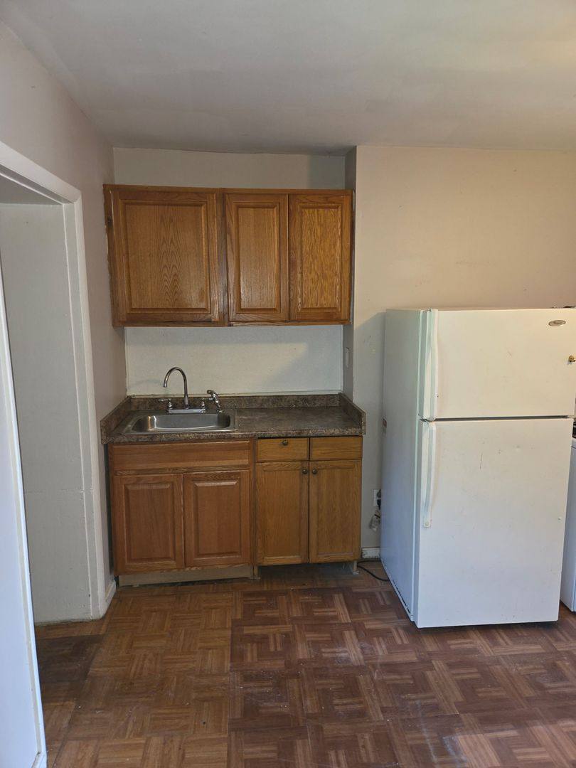 Apartment for rent at 3 Olmstead St, Cohoes, NY 12047
