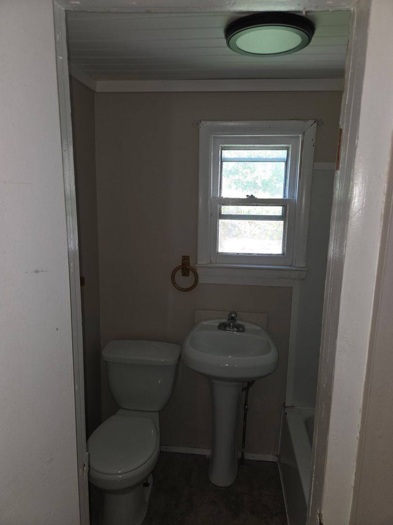 Apartment for rent at 3 Olmstead St, Cohoes, NY 12047