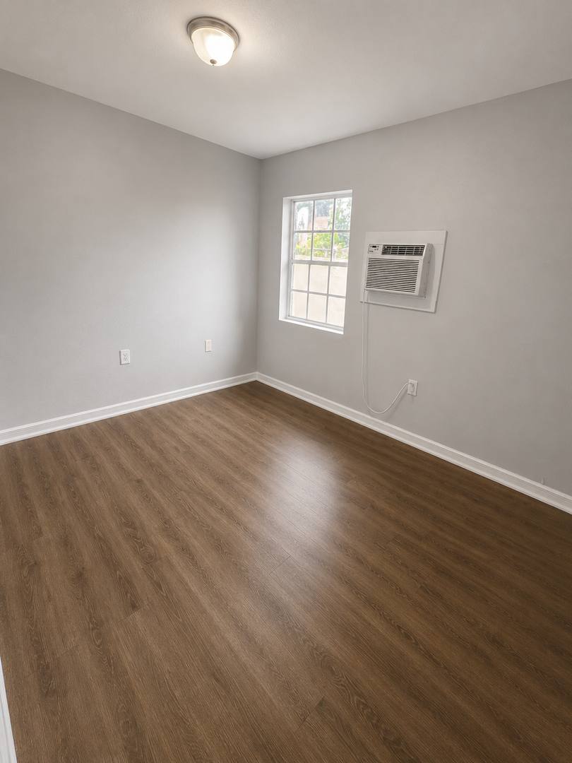 Apartment for rent at 606 Gordon St #B, Plant City, FL 33563