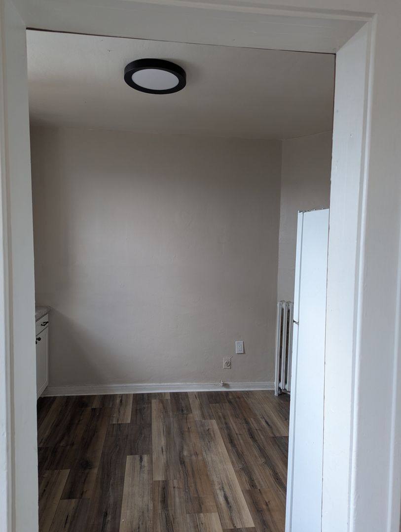 Apartment for rent at 531 Halsey Ave, Pittsburgh, PA 15221