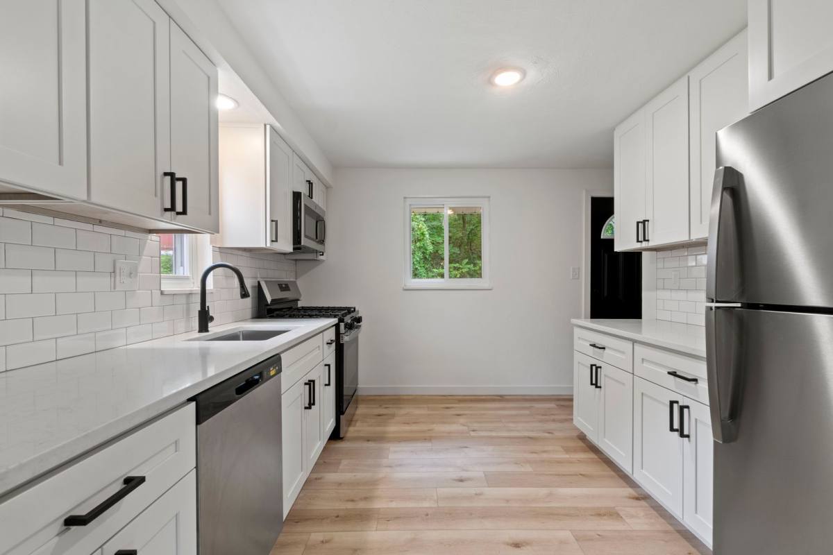 House for rent at 131 S Joslyn Dr, Pittsburgh, PA 15235