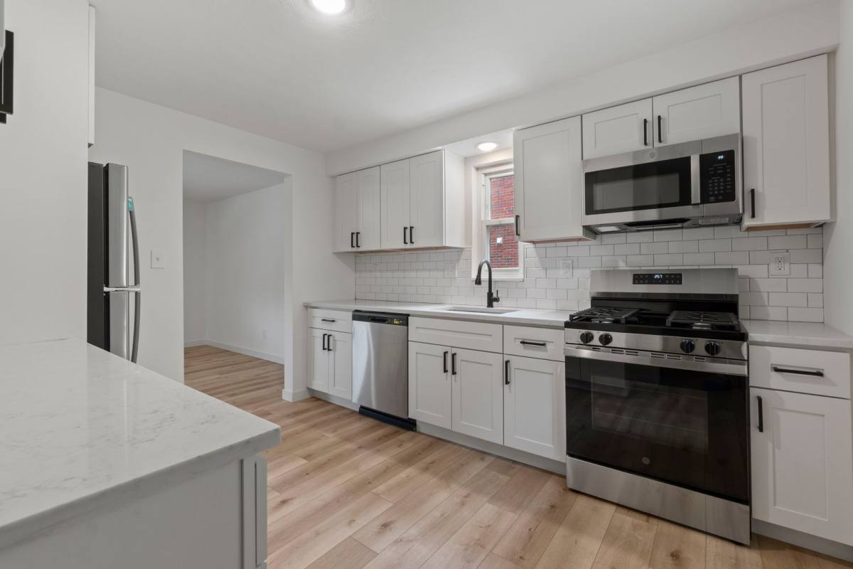 House for rent at 131 S Joslyn Dr, Pittsburgh, PA 15235