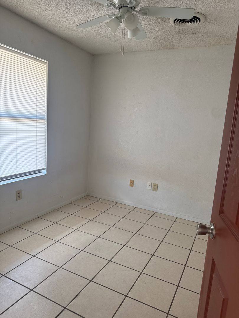 Apartment for rent at 2503 Pecan Dr, Alamogordo, NM 88310