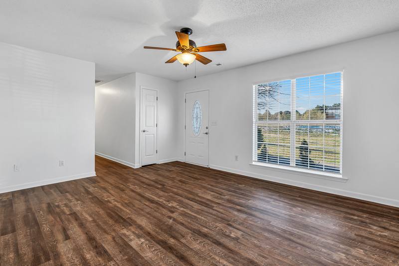 House for rent at 1551 Ready Section Rd, Hazel Green, AL 35750