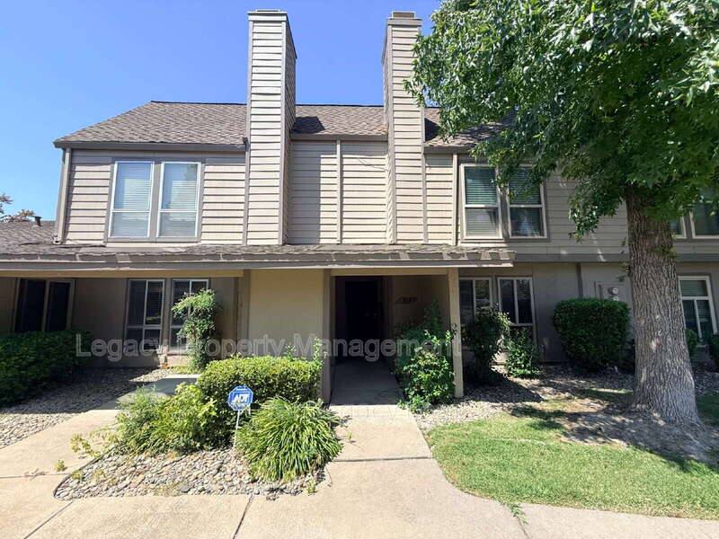 Condo for rent at 339 Bridge Place, West Sacramento, CA 95691