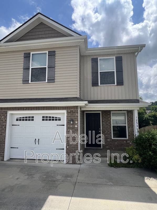 Townhouse for rent at 1853 Ida Sue Dr, Jonesborough, TN 37659