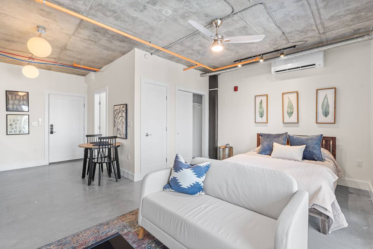 Townhouse for rent at 2034 N 2nd St, Philadelphia, PA 19122