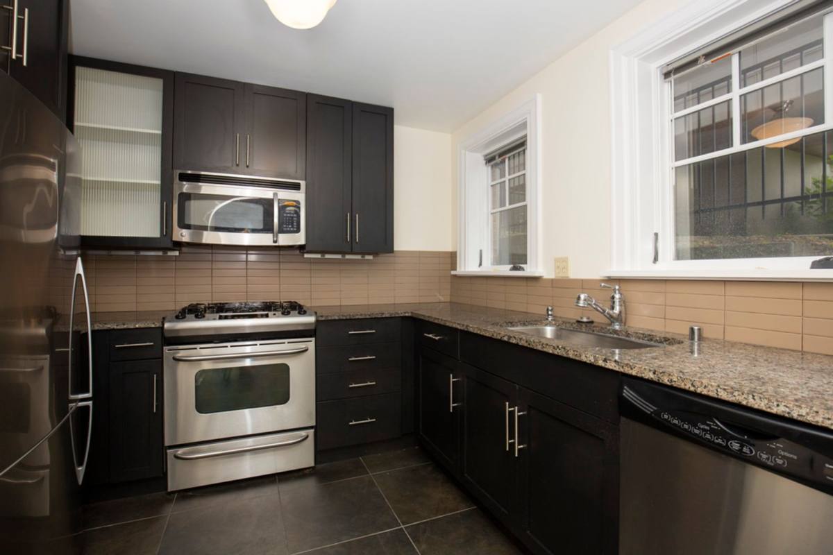 Apartment for rent at 1404 10th Ave W, Seattle, WA 98119